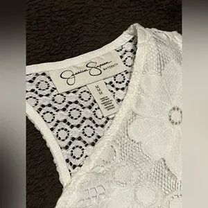 New Jessica Simpson White Lace Maternity Dress New Jessica Simpson White Lace Maternity Dress